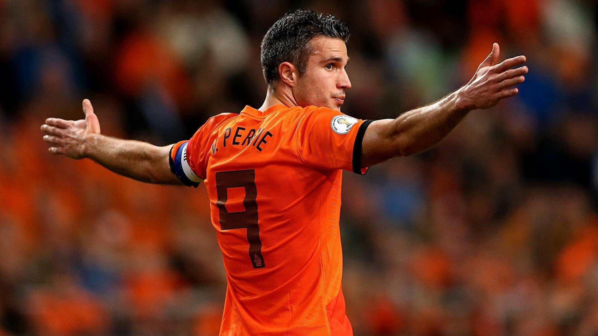 “腰旗式美式橄榄球：东部新区赛场首次亮相”