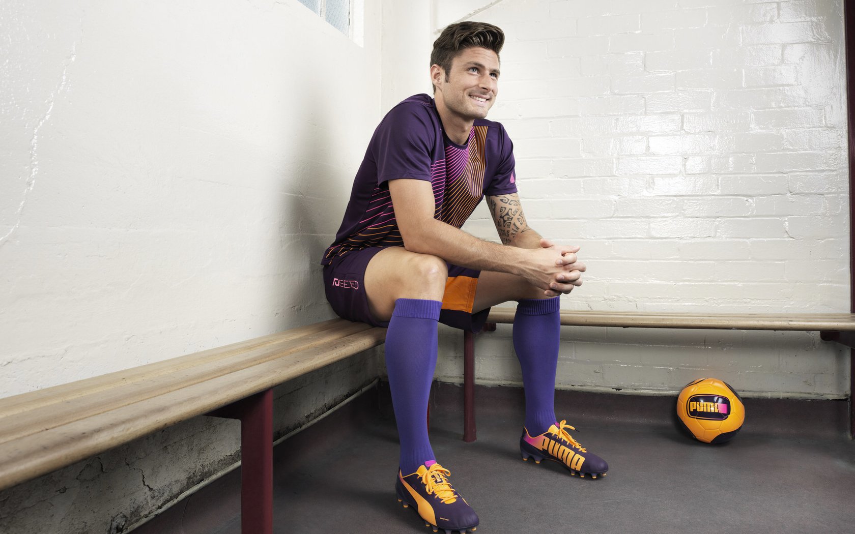 AC米兰边路进攻愈发犀利，ac米兰边后卫大全